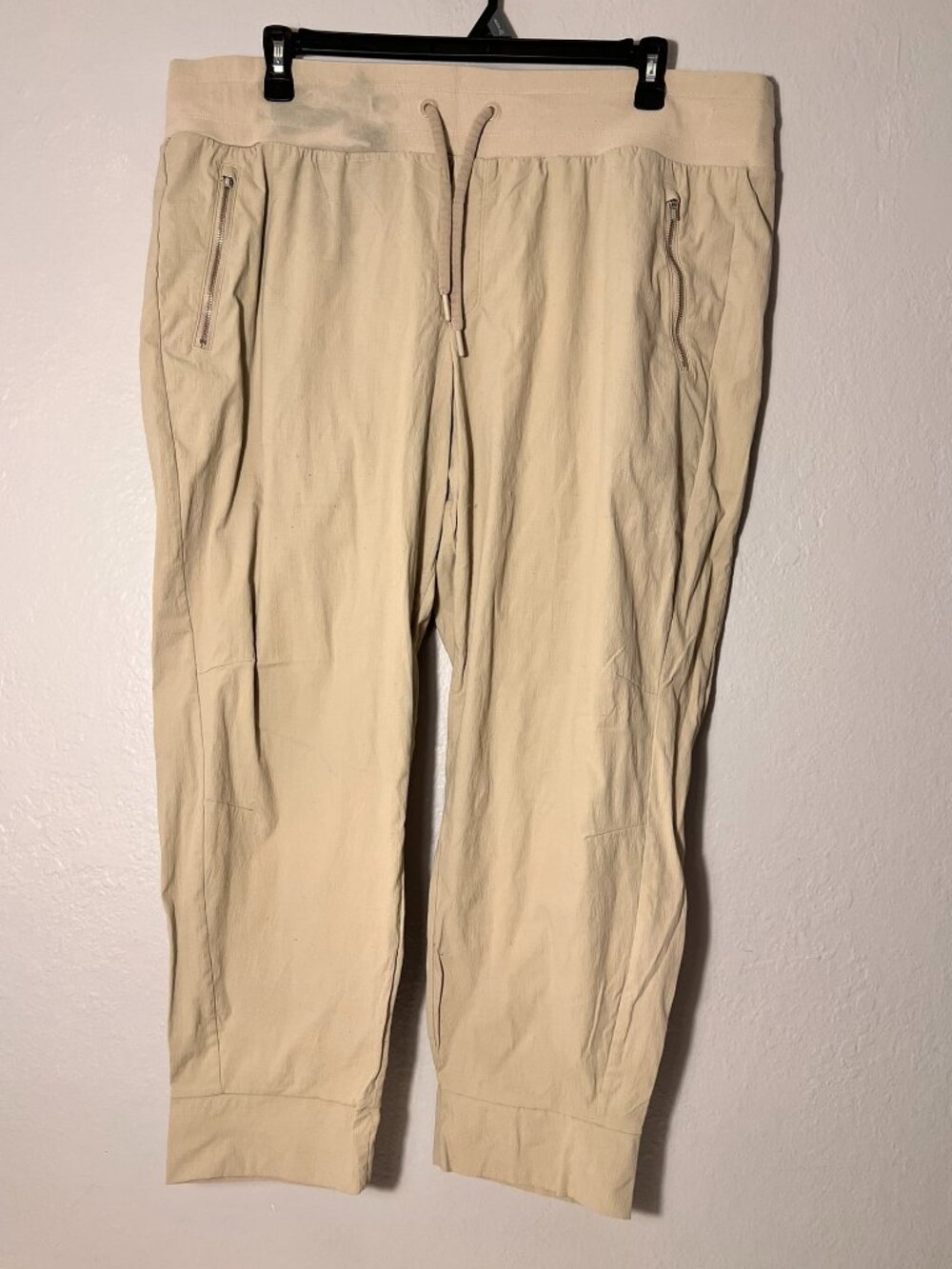 Excellent Condition - Size 20 Athleta Trekkie North Jogger